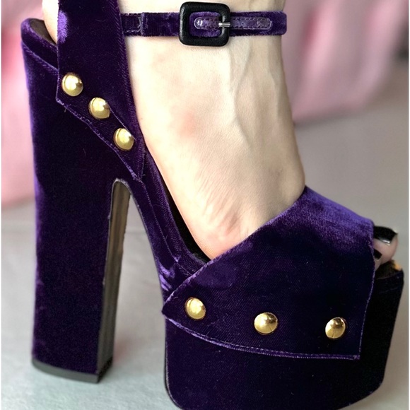 Giuseppe Zanotti Purple Velvet Heels - Picture 12 of 17